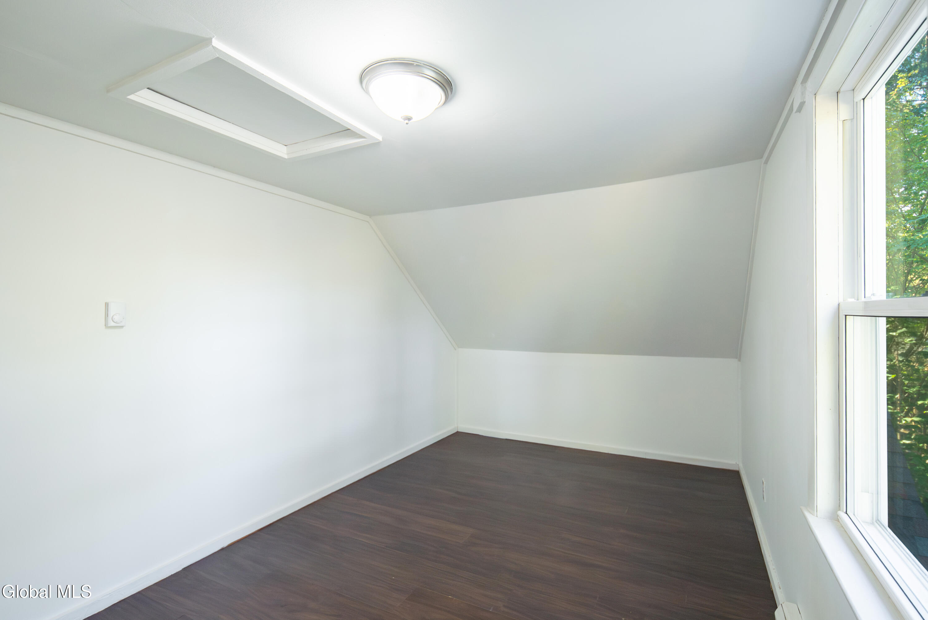 99 Blue Barns Road Rexford, NY 12148 - Photo 32 of 44 032