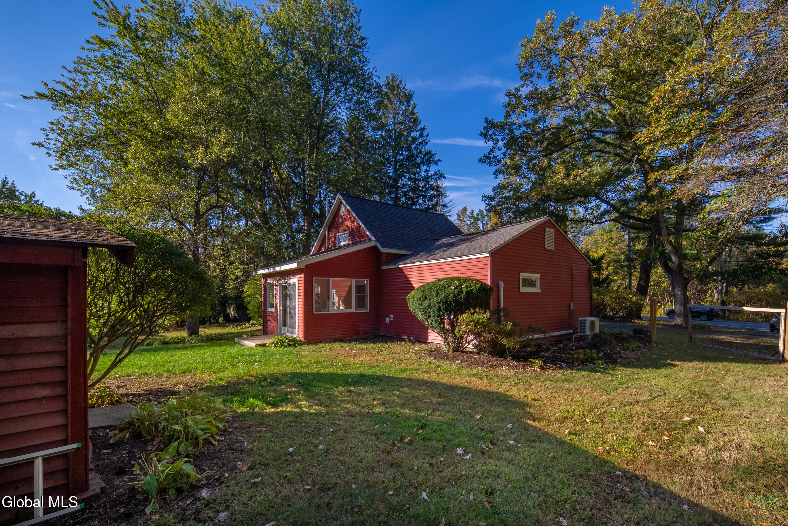 99 Blue Barns Road Rexford, NY 12148 - Photo 42 of 44 042