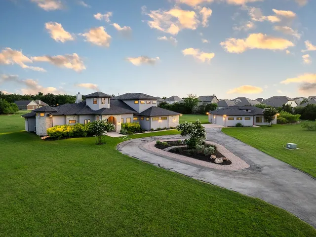 $1,549,000 | 124 Park Pl Drive, Georgetown, TX 78628