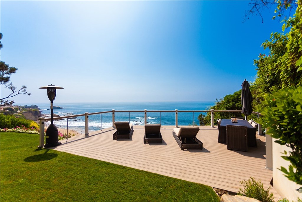 177 Shorecliff Road Corona del Mar, CA 92625 - Photo 18 of 48 a view of outdoor space with seating