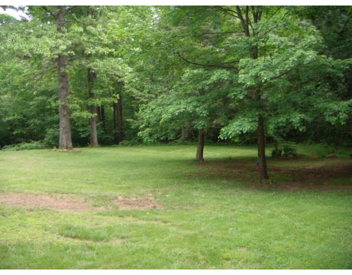 64 North Wales Road Holland, MA 01521 - Photo 3 of 10 Gallery Image 3