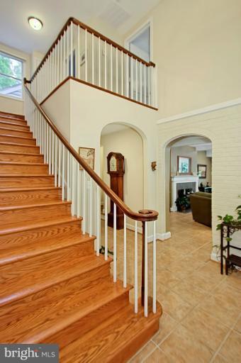 11124 Popes Head Road Fairfax, VA 22030 - Photo 24 of 30 2 Story foyer to 3 large bedrooms upstairs