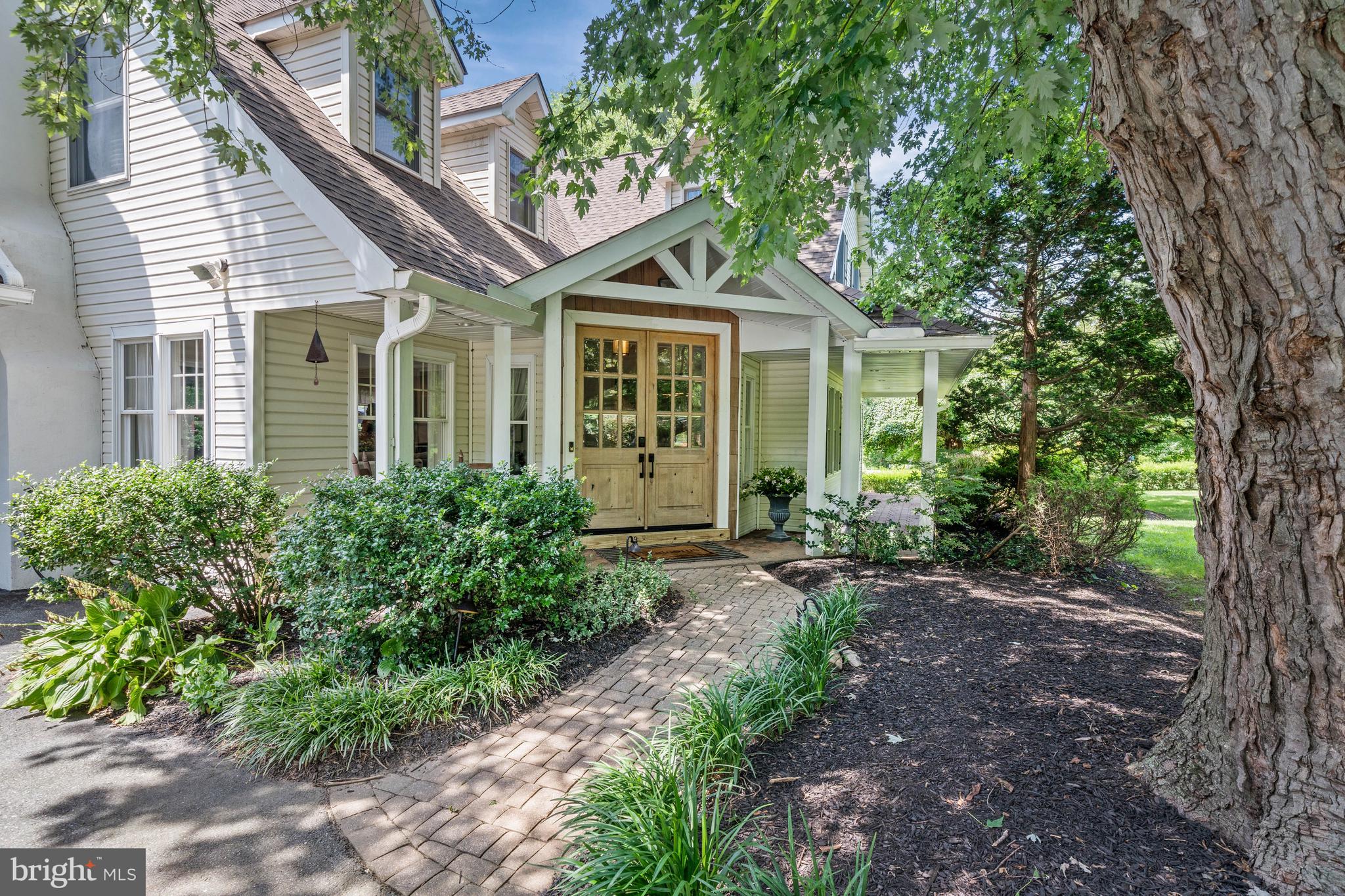 446 Chambers Rock Road Landenberg, PA 19350 - Photo 2 of 51 Beautiful walkway to the gracious entrance