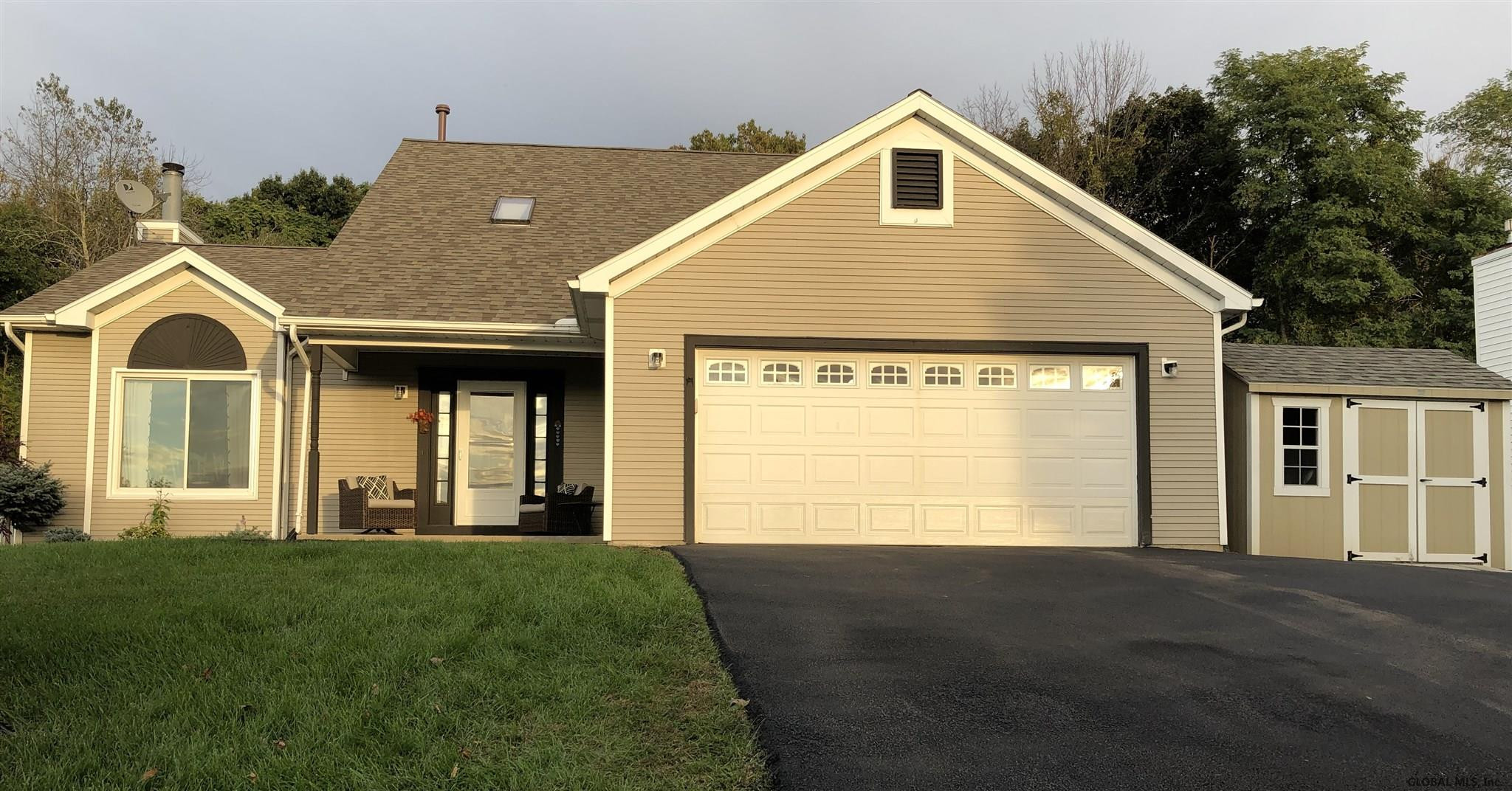 23 Robin Lane Rensselaer, NY 12144 - Photo 1 of 55 Photo 1