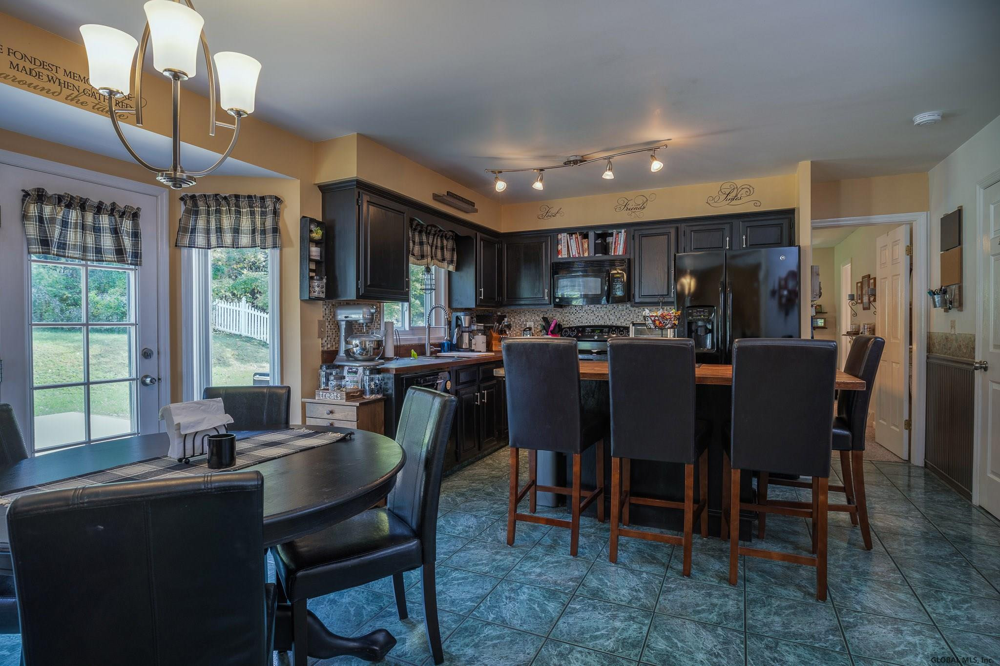 23 Robin Lane Rensselaer, NY 12144 - Photo 16 of 55 Photo 16