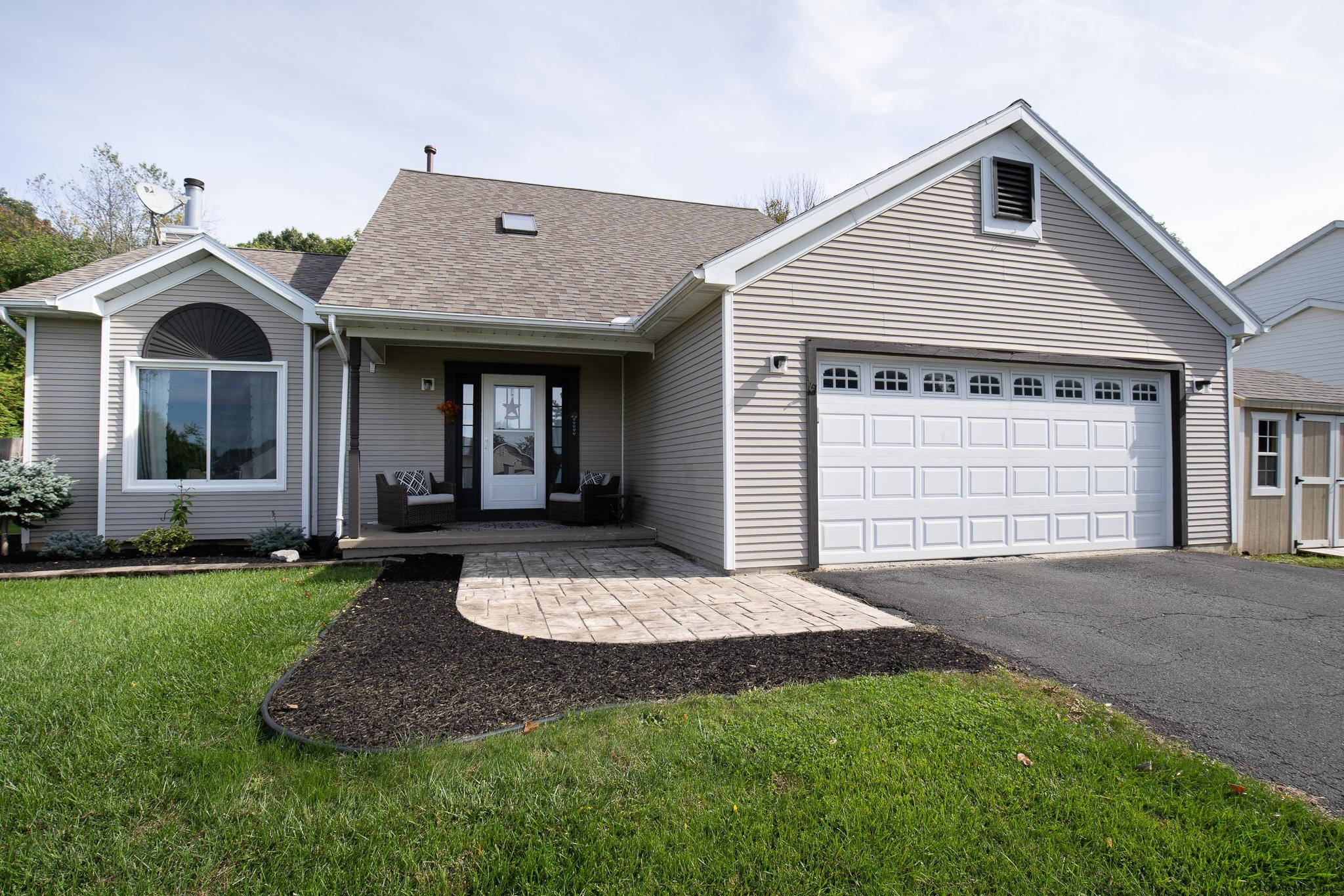 23 Robin Lane Rensselaer, NY 12144 - Photo 4 of 55 Photo 4