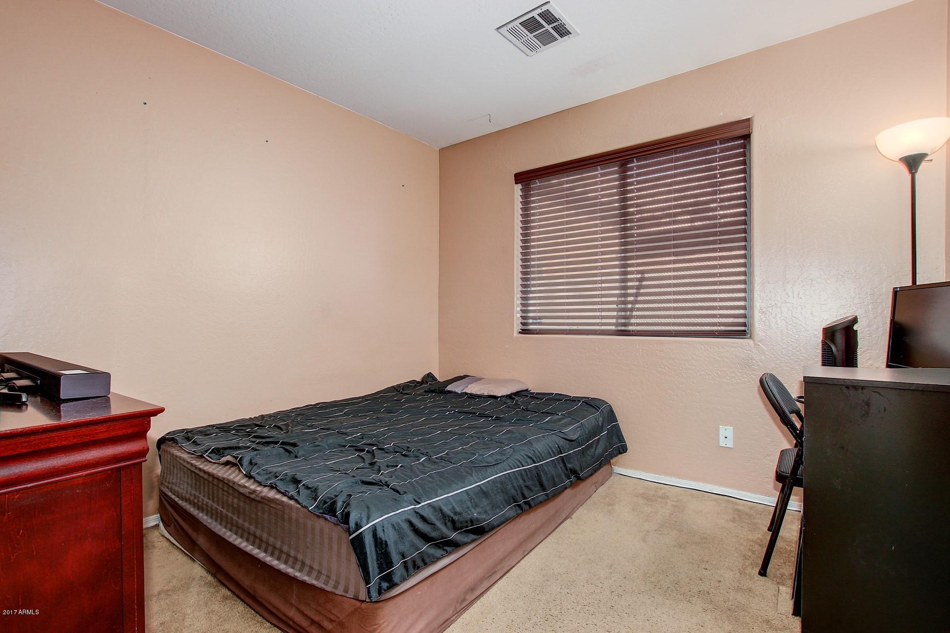 2512 West Darrel Road Phoenix, AZ 85041 - Photo 15 of 24 Guest Room 2
