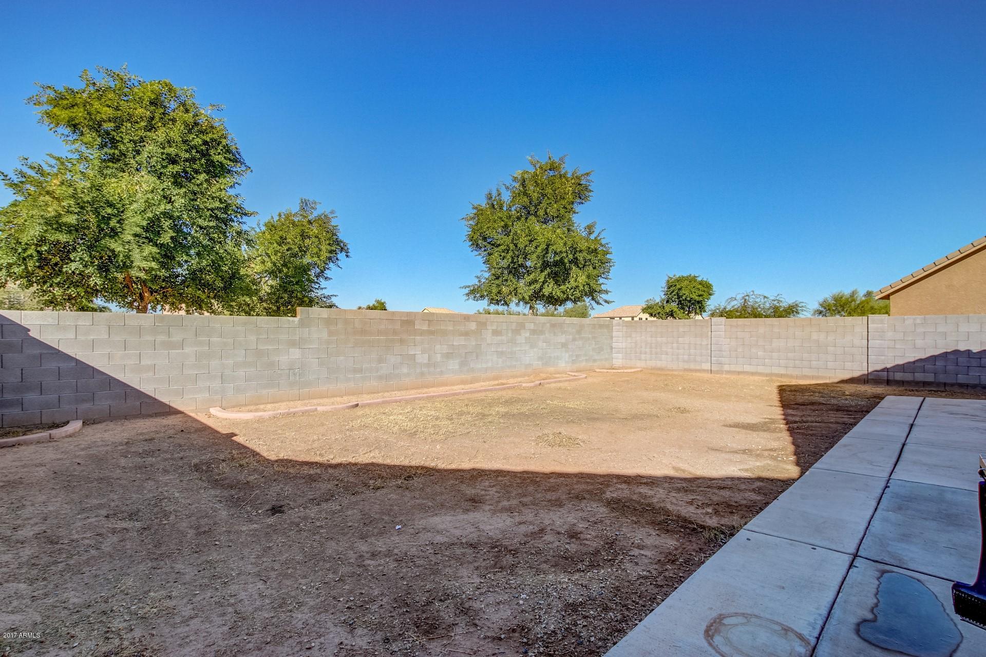 2512 West Darrel Road Phoenix, AZ 85041 - Photo 21 of 24 Backyard
