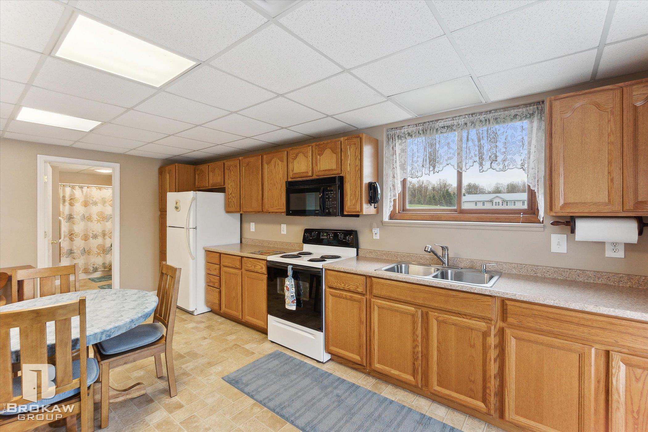 5040 Thomas Road Metamora, MI 48455 - Photo 41 of 55 50107761-40.JPG