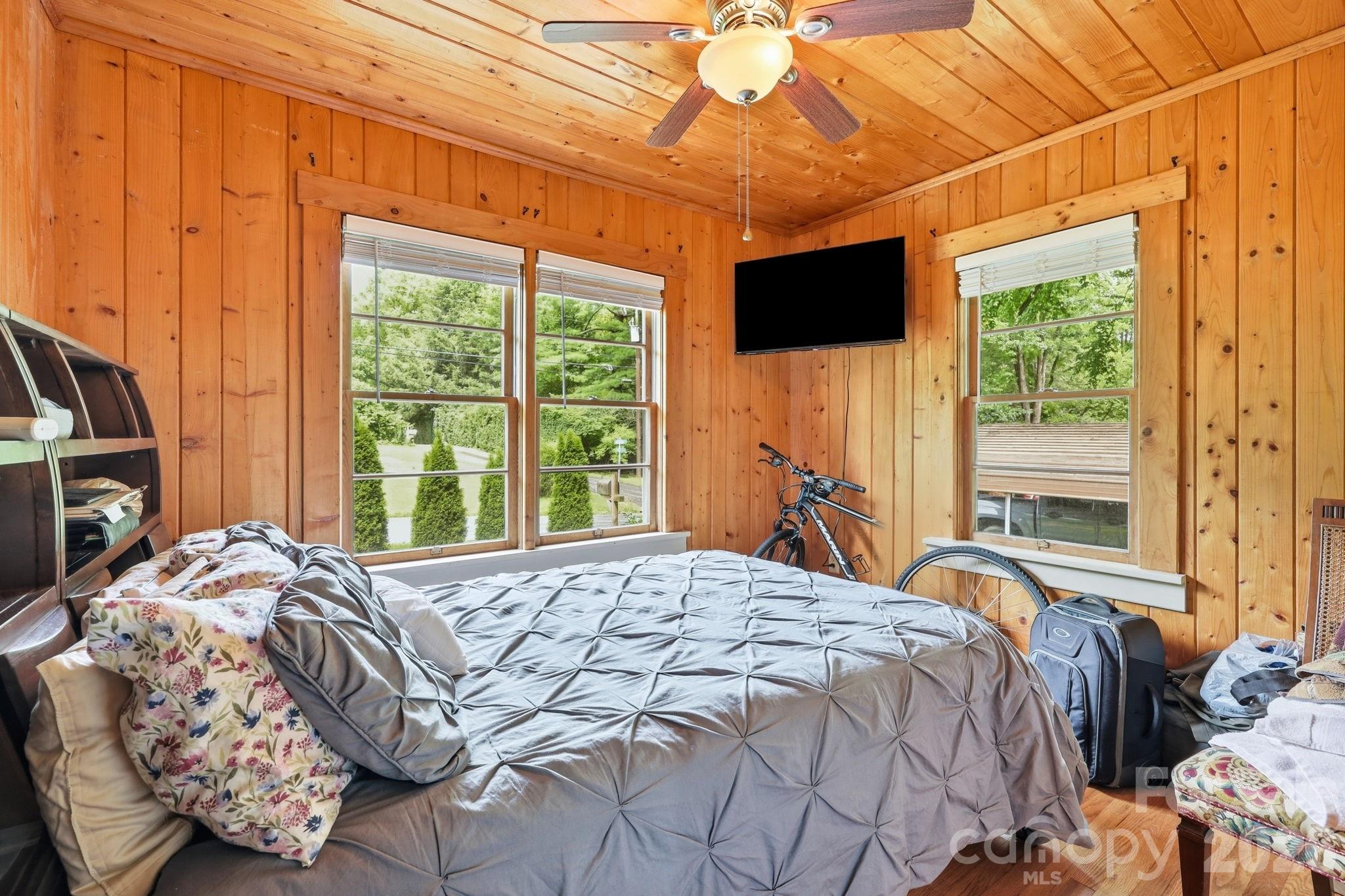 313 Walker Road Waynesville, NC 28786 - Photo 22 of 38 Gallery Image 22