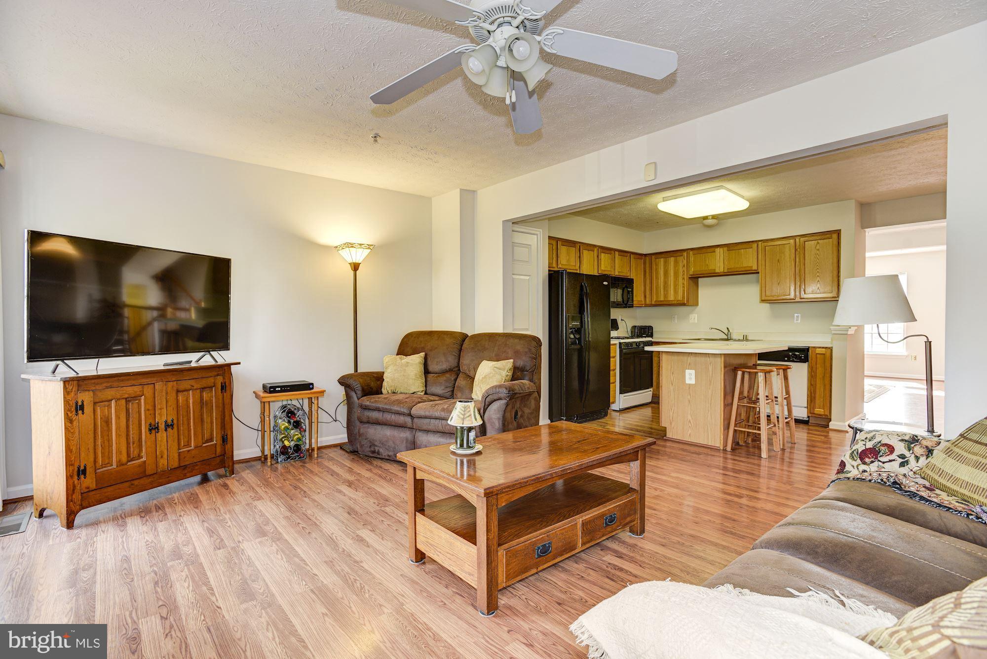 5058 Finsbury Road Baltimore, MD 21237 - Photo 17 of 34 Family Room