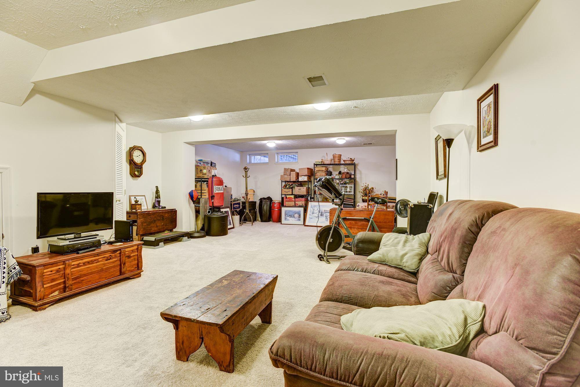5058 Finsbury Road Baltimore, MD 21237 - Photo 27 of 34 Recreation Room