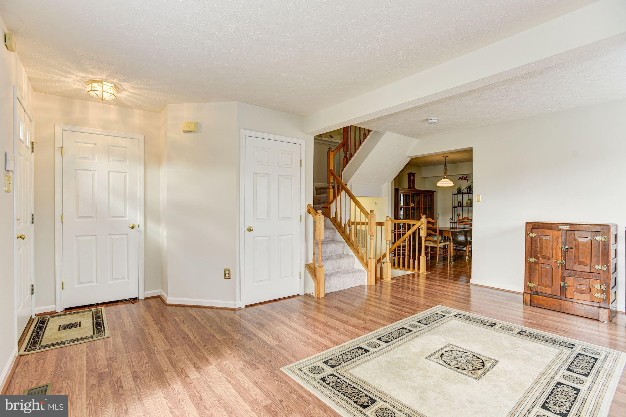 5058 Finsbury Road Baltimore, MD 21237 - Photo 7 of 34 Living Room
