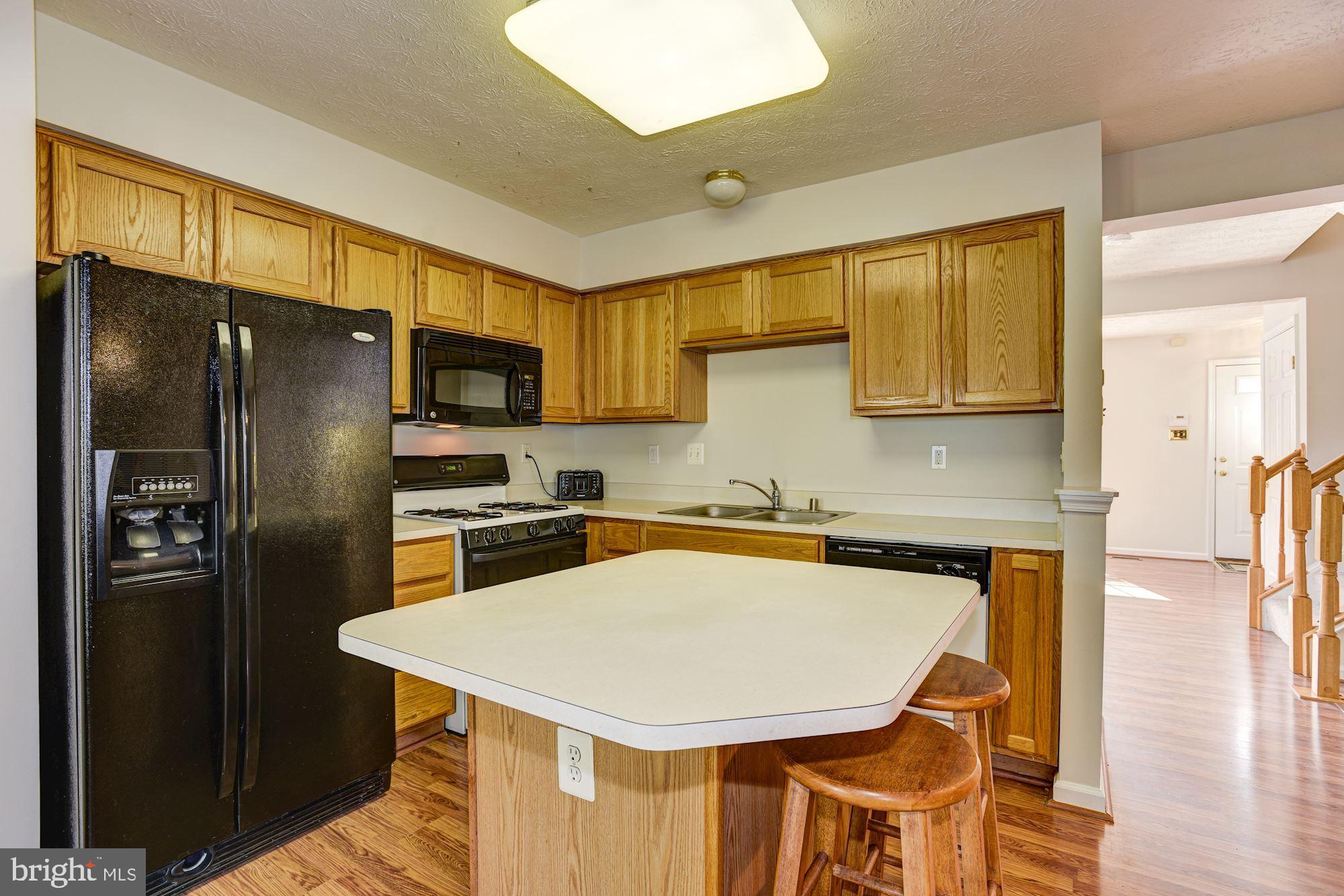 5058 Finsbury Road Baltimore, MD 21237 - Photo 9 of 34 Eat-in Kitchen