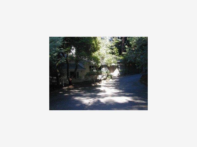 558 Patrol Road Woodside, CA 94062 - Photo 2 of 9