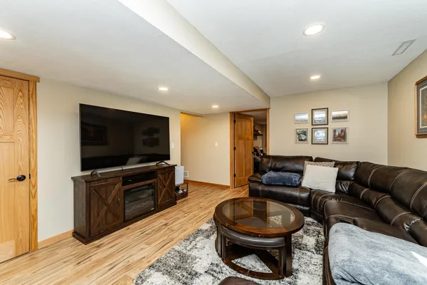 $530,000 | 1404 2nd Ave Circle Northeast, Kasson, MN 55944