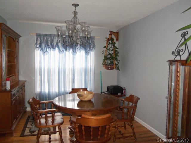 865 Old Neal Road Marion, NC 28752 - Photo 6 of 24 Gallery Image 6