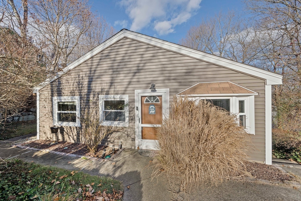 76 Overlook Road Weymouth, MA 02189 - Photo 1 of 30 Gallery Image 1