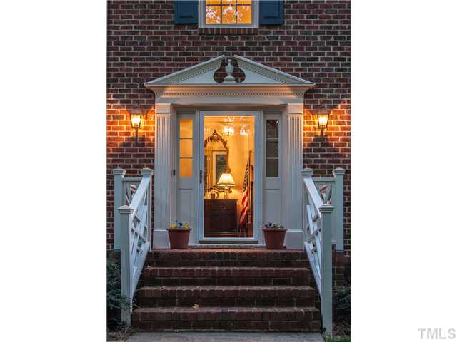 8608 Seagate Drive Raleigh, NC 27615 - Photo 3 of 10