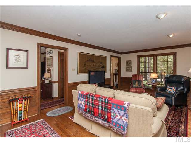 8608 Seagate Drive Raleigh, NC 27615 - Photo 6 of 10