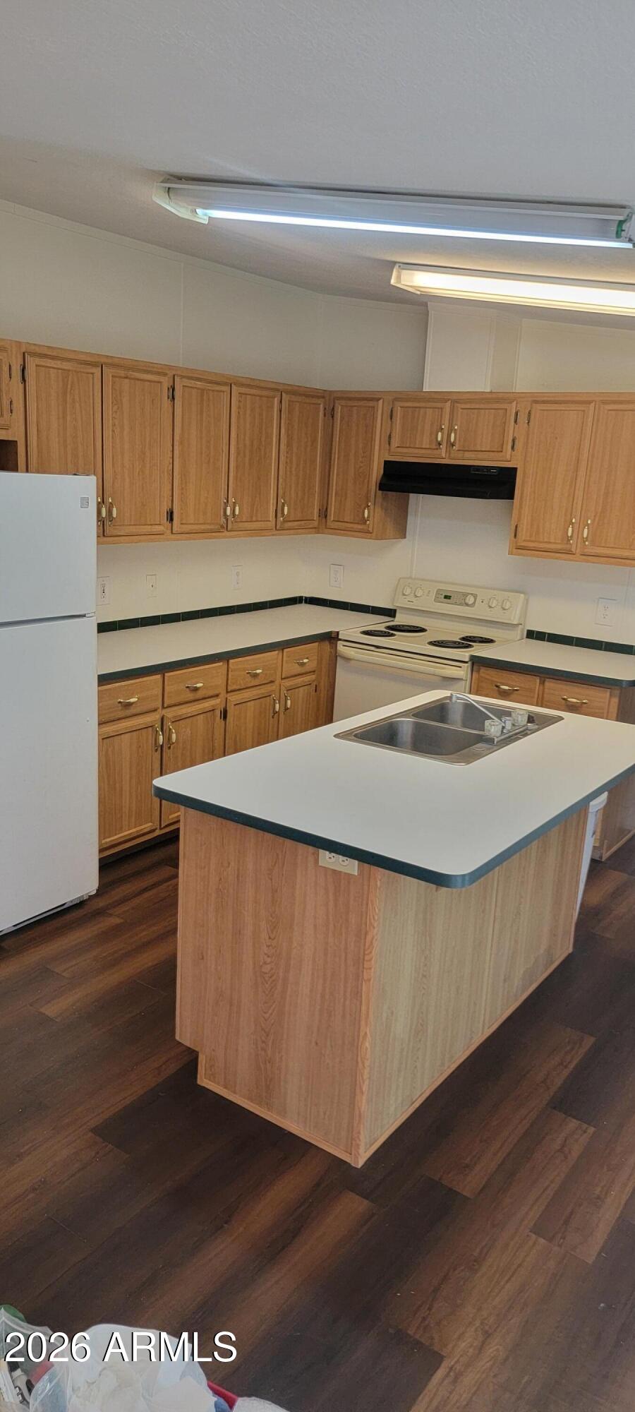 12721 West Greenway Road, Unit 114 El Mirage, AZ 85335 - Photo 8 of 15 20260321_133407