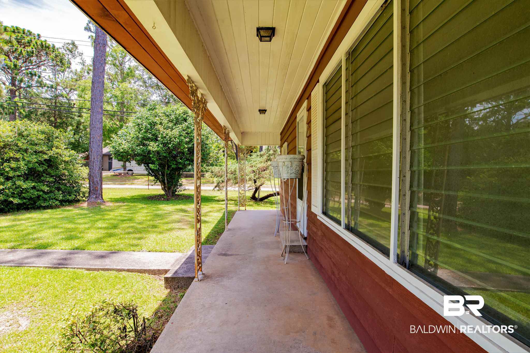 401 Myrtle Street Fairhope, AL 36532 - Photo 4 of 21