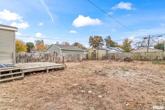 $37,500 | 718 West England Street, Taylorville, IL 62568