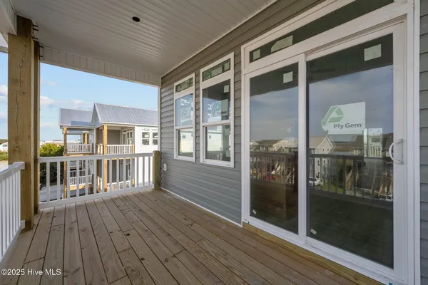 $524,500 | 144 Sea Gull Lane, Unit 6B, North Topsail Beach, NC 28460