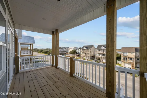 $524,500 | 144 Sea Gull Lane, Unit 6B, North Topsail Beach, NC 28460