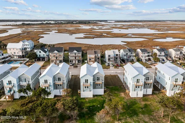 $524,500 | 144 Sea Gull Lane, Unit 6B, North Topsail Beach, NC 28460