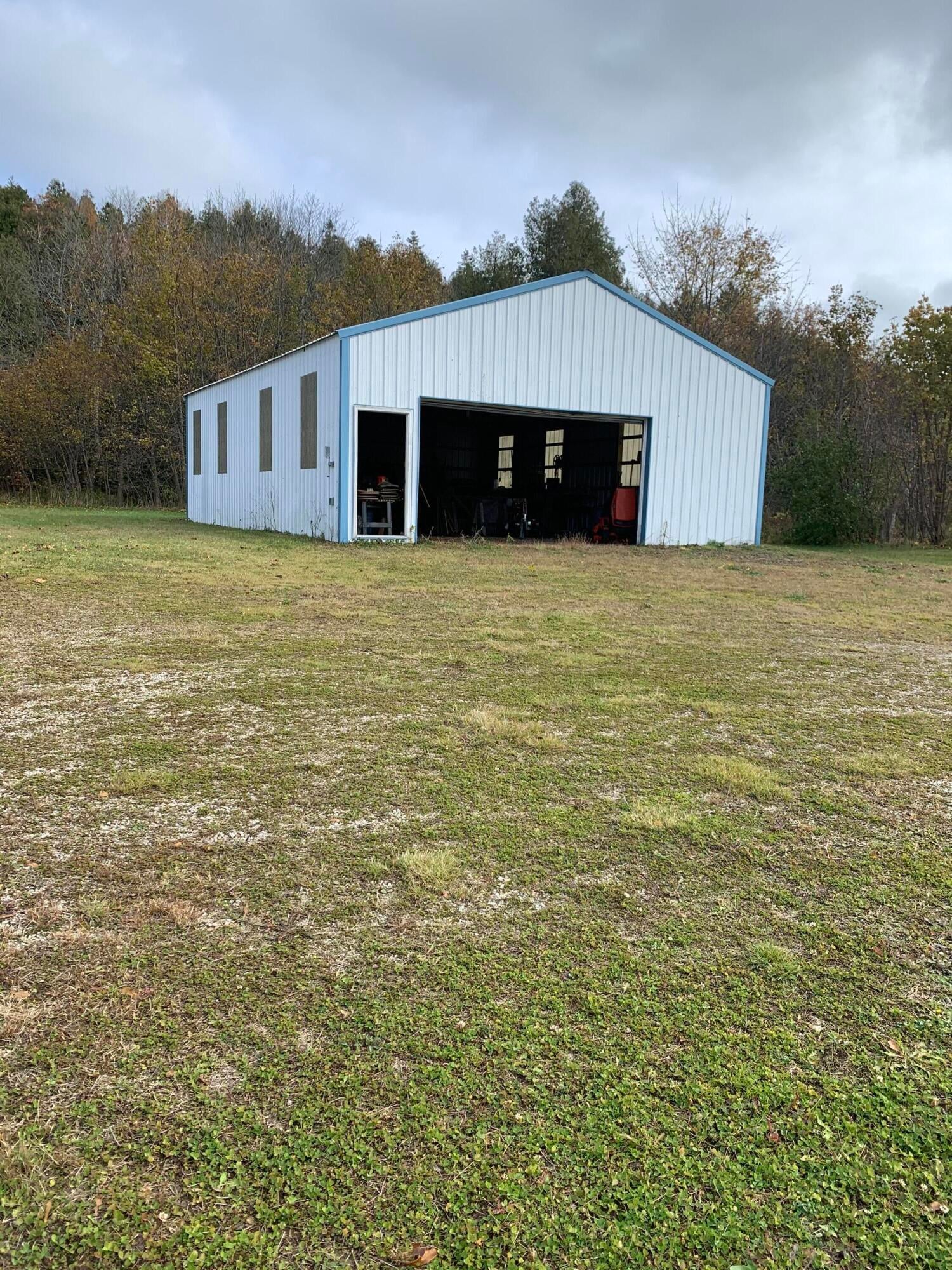 W1268 Pte La Barbe Rd Street St. Ignace, MI 49781 - Photo 5 of 11 Gallery Image 5