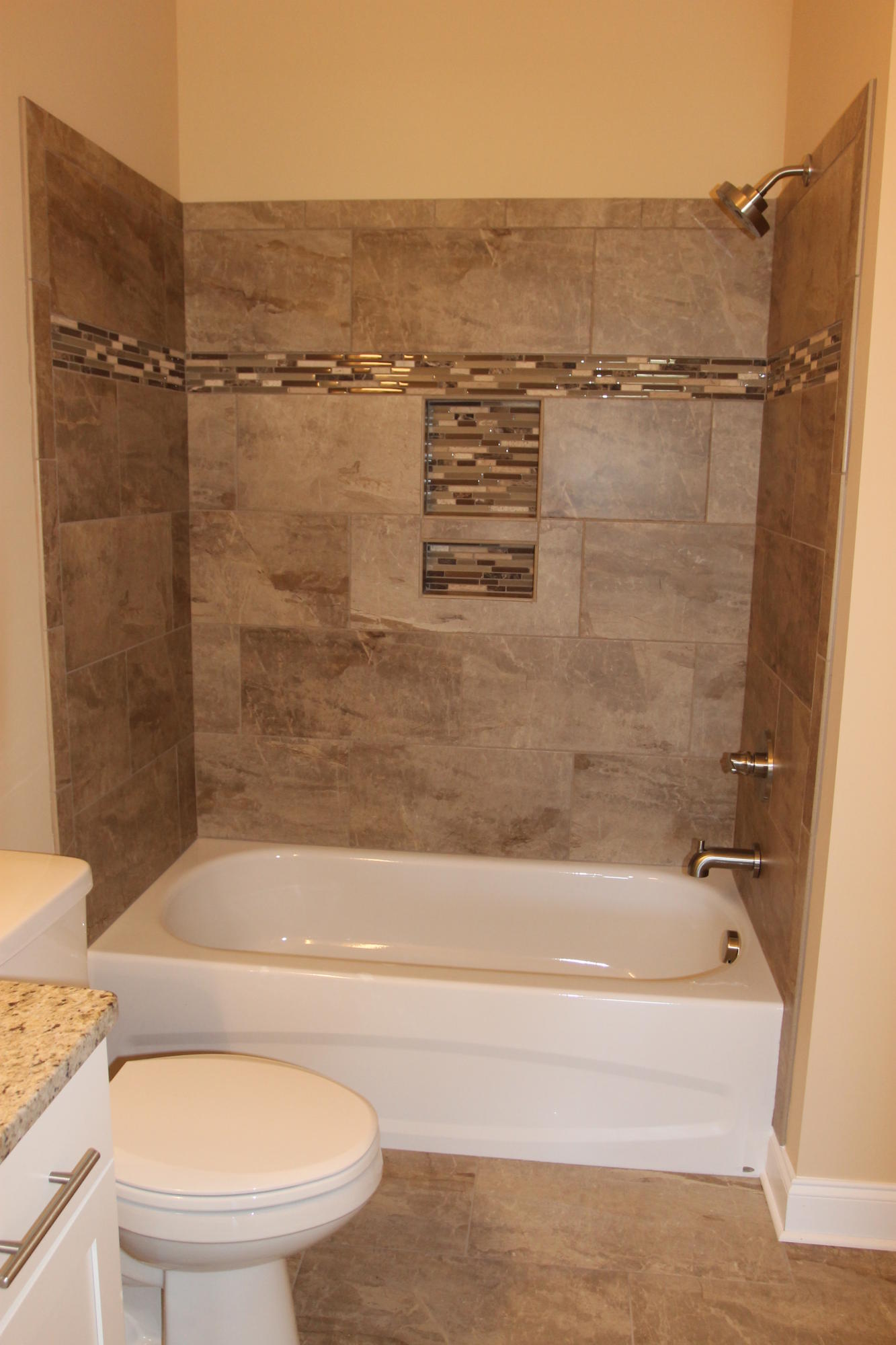 1419 Rippling Waters Circle Sevierville, TN 37876 - Photo 9 of 28 2017-12-28 00.20.10