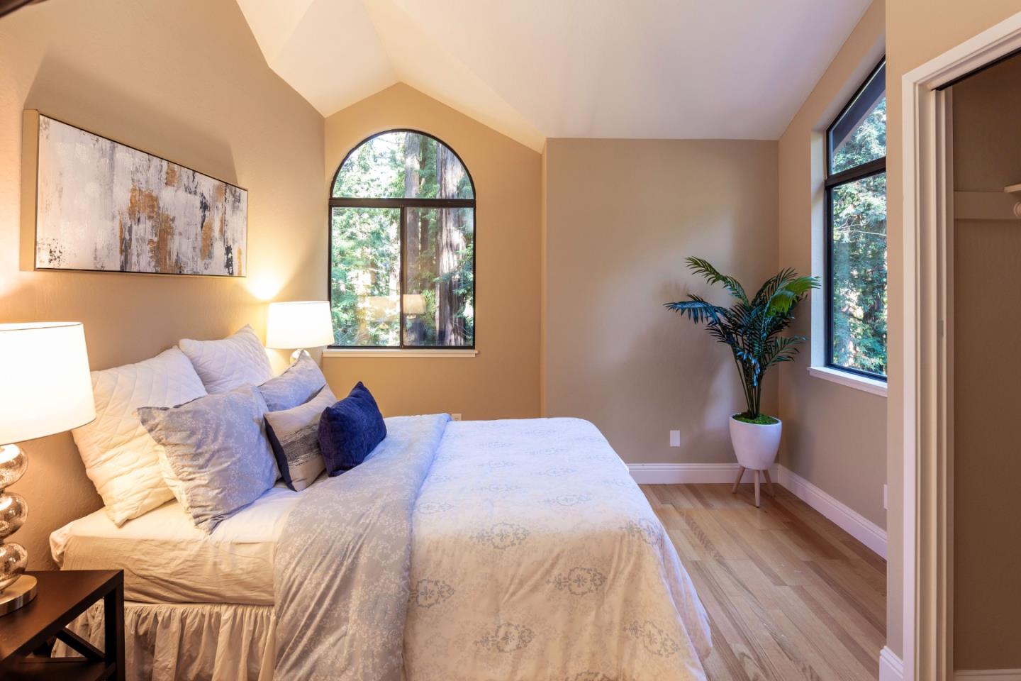 23378 Morrill Road Los Gatos, CA 95033 - Photo 16 of 46 Gallery Image 16