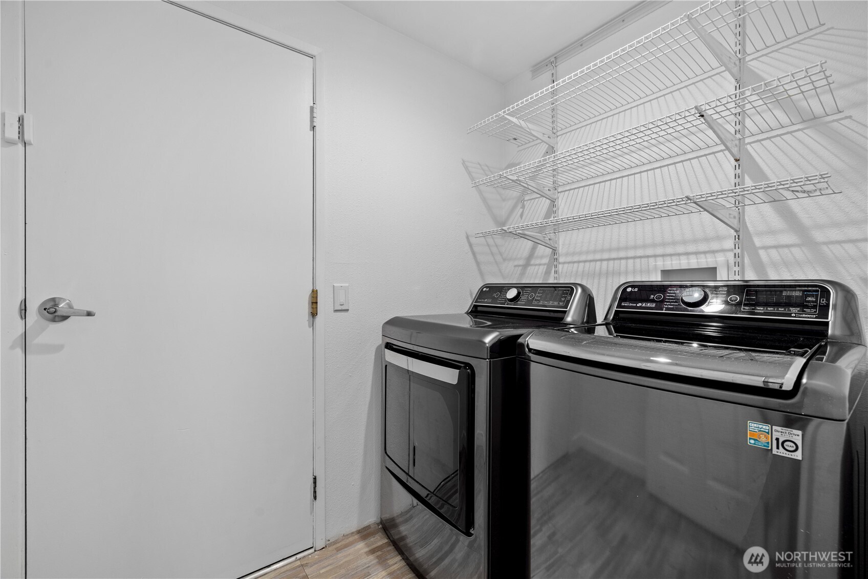 15705 Northeast 59th Way Redmond, WA 98052 - Photo 16 of 40