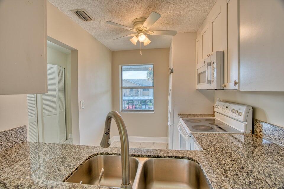 3151 Southeast Aster Lane, Unit 1306 Stuart, FL 34994 - Photo 8 of 25 20240321185046594413000000-o