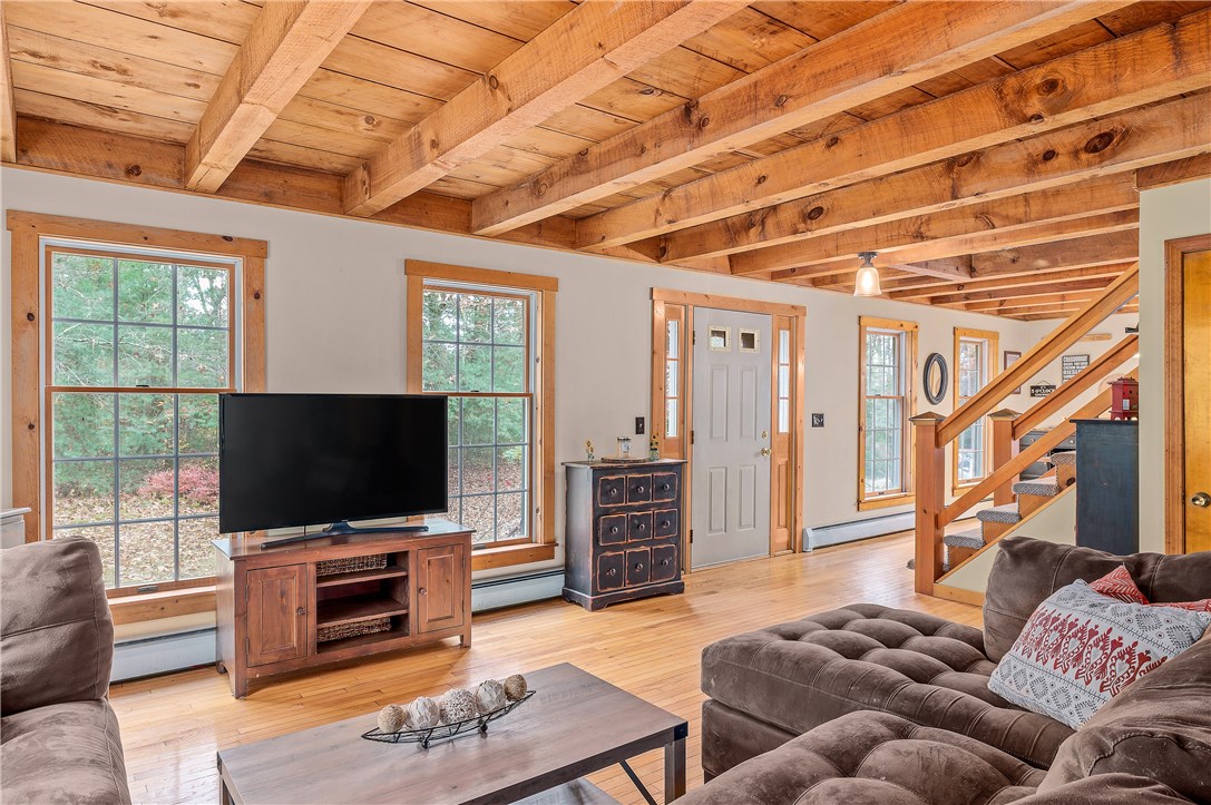 350 Chopmist Hill Road Glocester, RI 02814 - Photo 17 of 37 Gallery Image 17