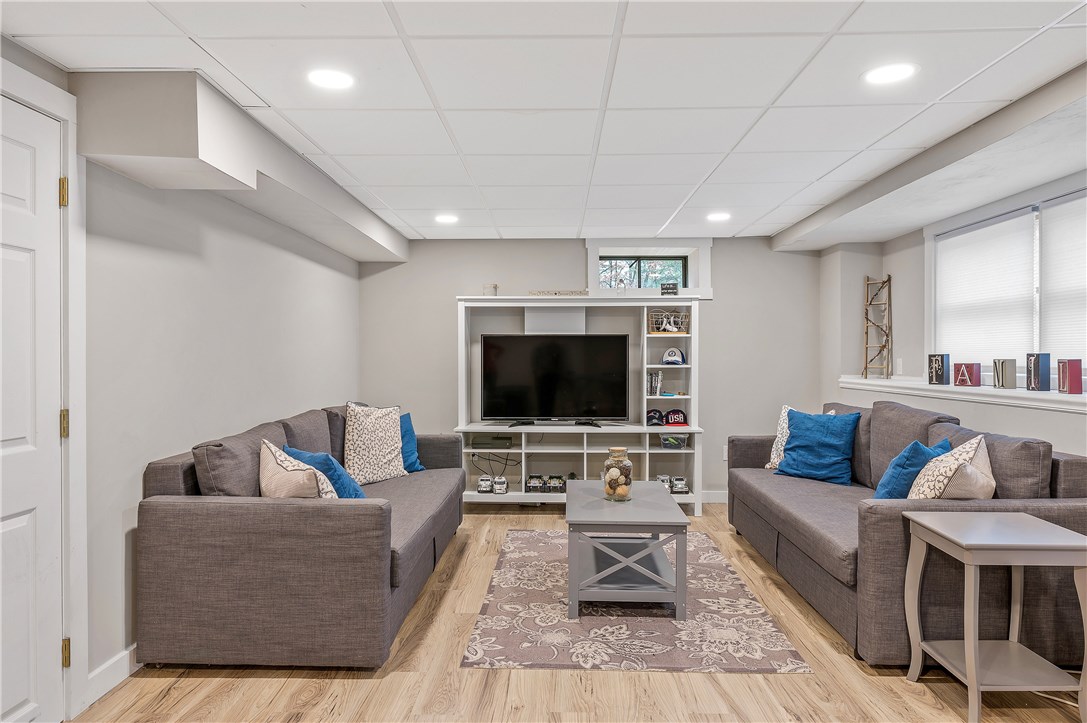 350 Chopmist Hill Road Glocester, RI 02814 - Photo 32 of 37 Gallery Image 32