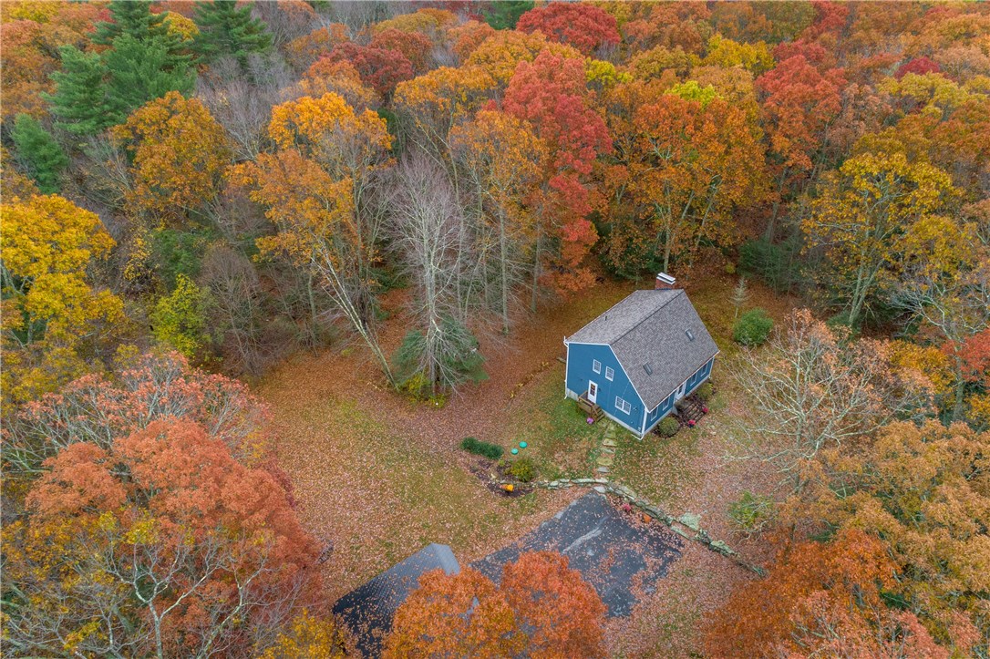 350 Chopmist Hill Road Glocester, RI 02814 - Photo 5 of 37 Gallery Image 5