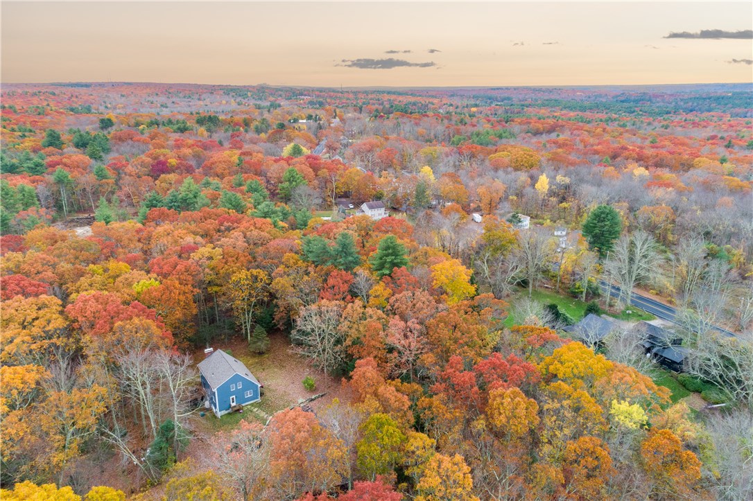 350 Chopmist Hill Road Glocester, RI 02814 - Photo 6 of 37 Gallery Image 6