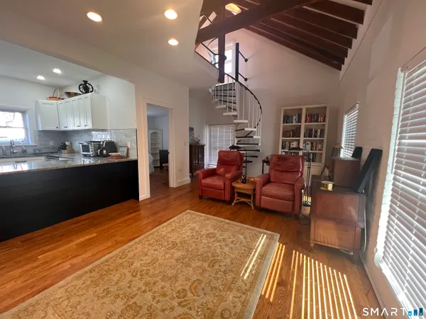 $2,350 | 485 Beechwood Avenue, Bridgeport, CT 06604