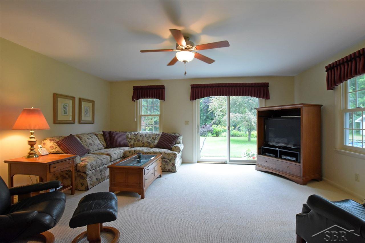 5 Benton Road Saginaw, MI 48602 - Photo 11 of 31 31355801-10.JPG