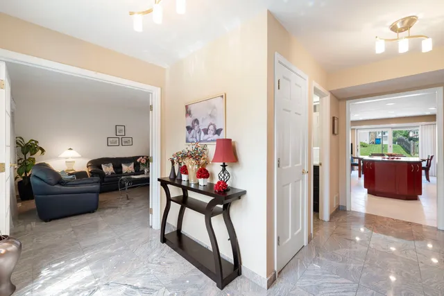 $609,900 | 1520 Grove Drive, Addison, IL 60101