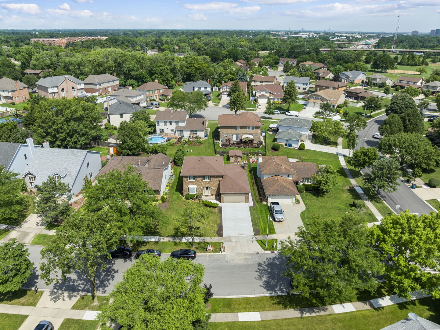1520 Grove Drive Addison, IL 60101 - Photo 39 of 43 an aerial view of residential houses with outdoor space
