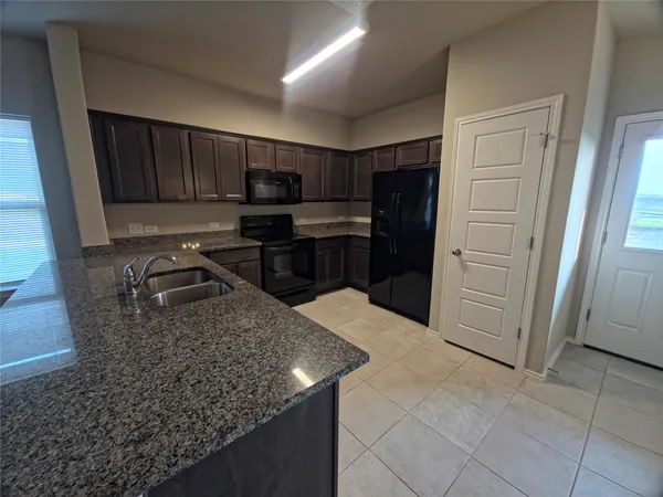 $1,575 | 140 Dodge Road, Georgetown, TX 78626