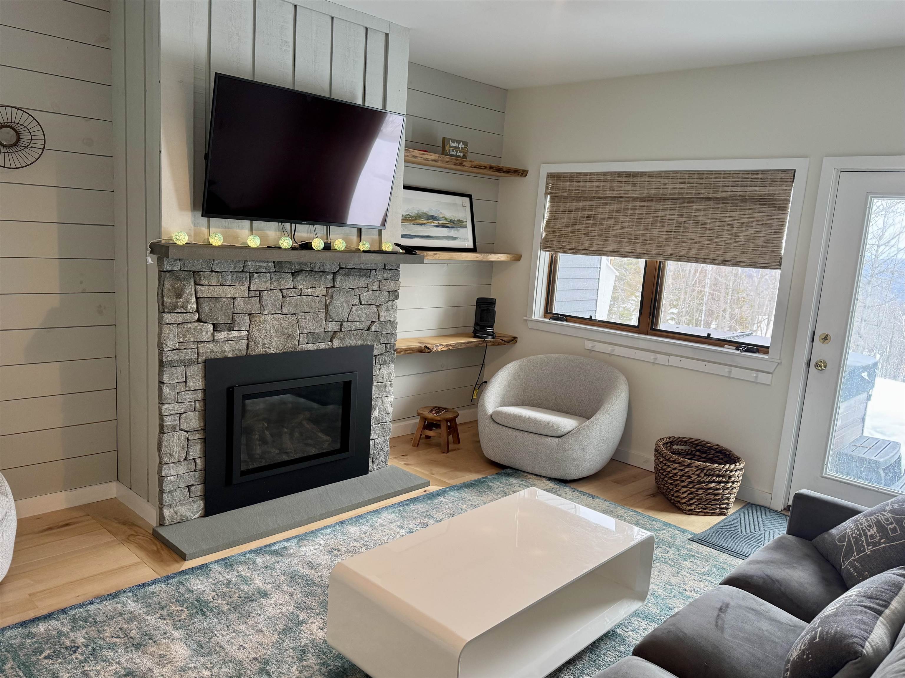 133 Okemo Trailside Extension, Unit 17B Ludlow, VT 05149 - Photo 3 of 5