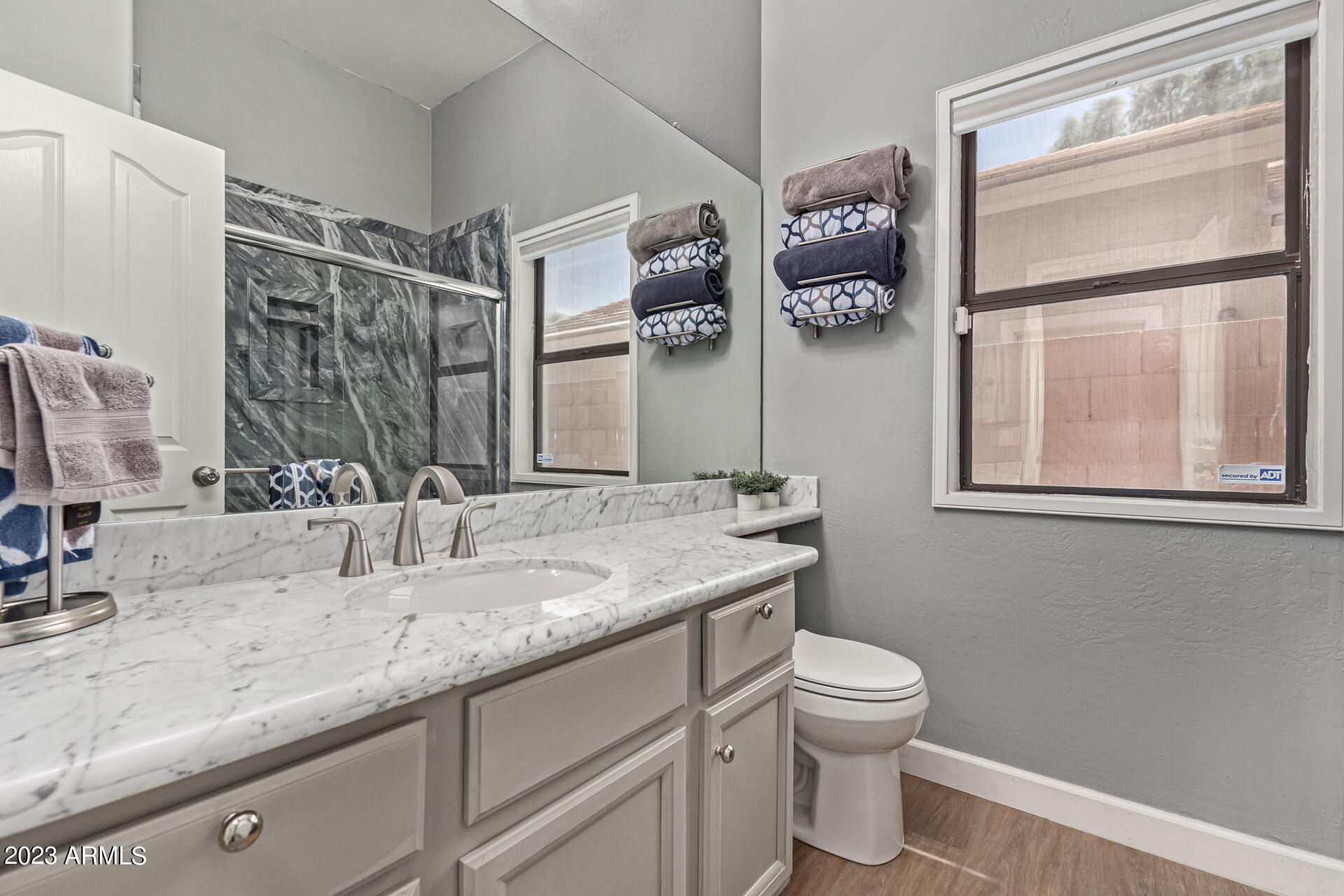 4506 East Jaeger Road Phoenix, AZ 85050 - Photo 26 of 47 Hallway Bathroom