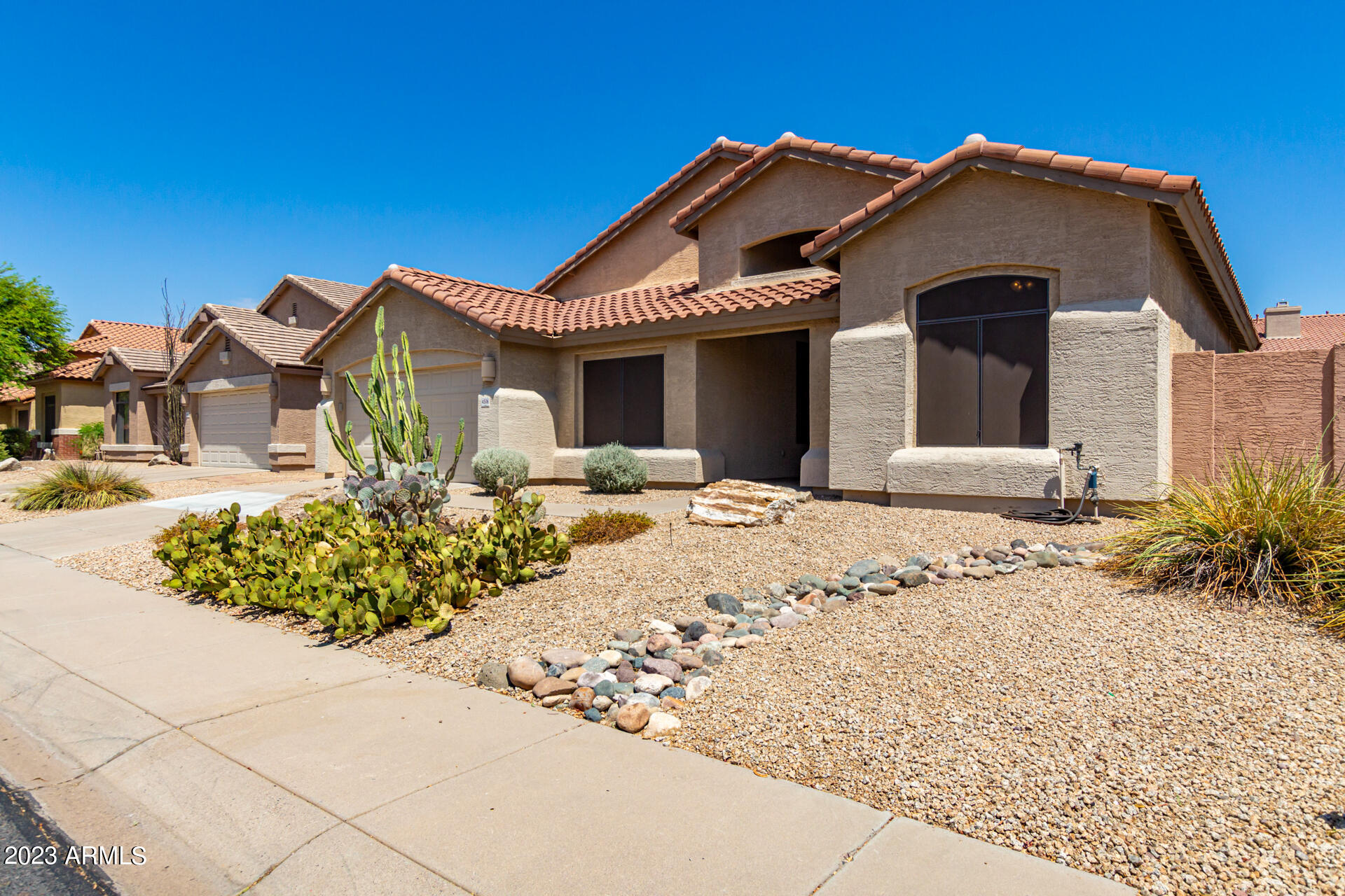 4506 East Jaeger Road Phoenix, AZ 85050 - Photo 5 of 47 Drought tolerant landscaping