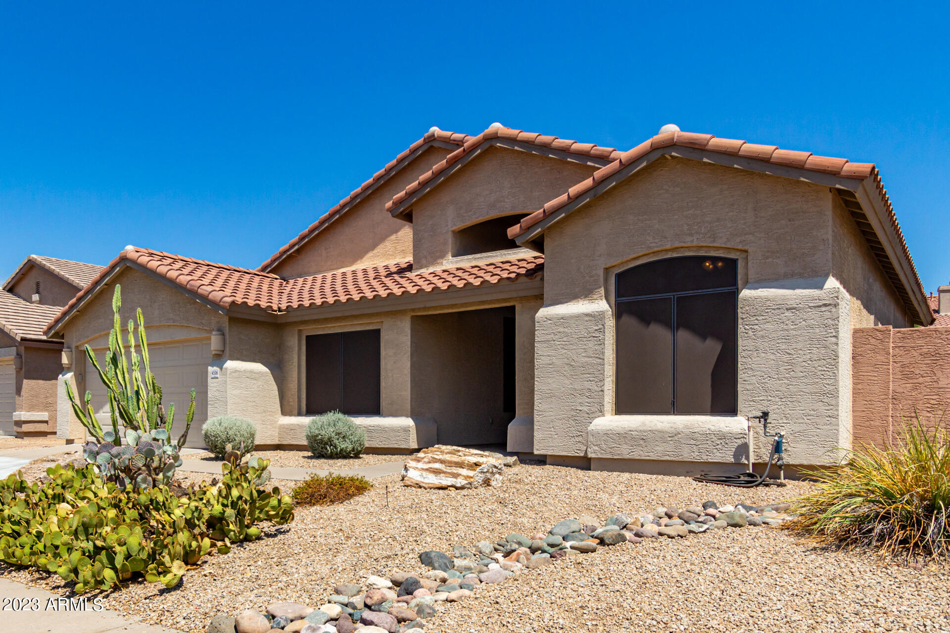 4506 East Jaeger Road Phoenix, AZ 85050 - Photo 6 of 47 New sunscreens