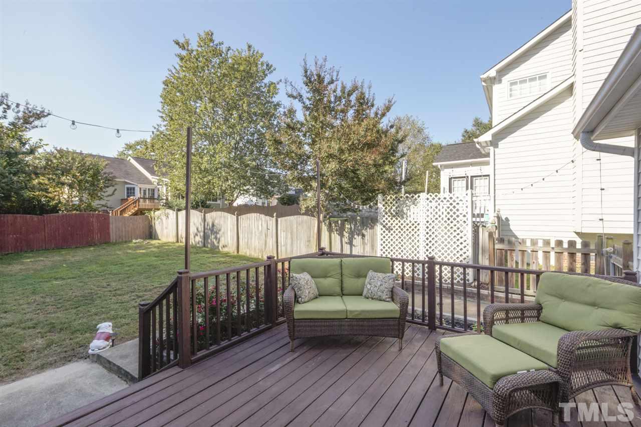 2317 Bolingbrook Lane Raleigh, NC 27613 - Photo 23 of 28