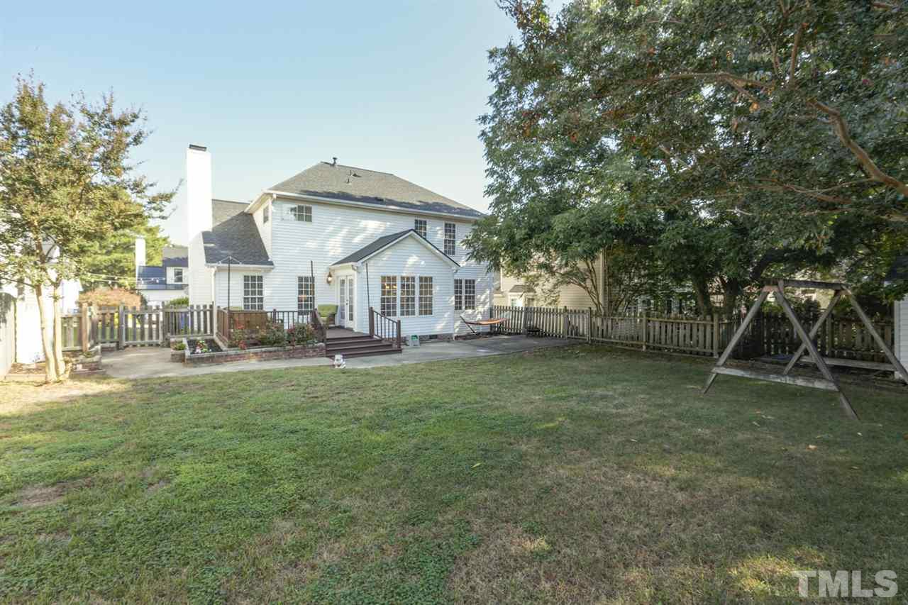2317 Bolingbrook Lane Raleigh, NC 27613 - Photo 24 of 28